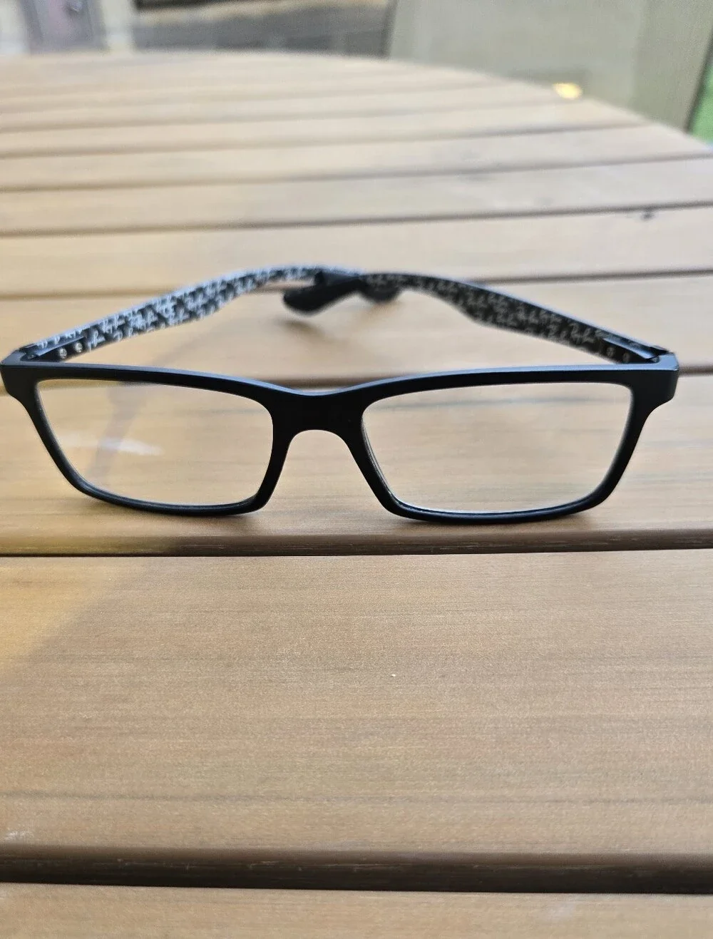 Ray-Ban very good